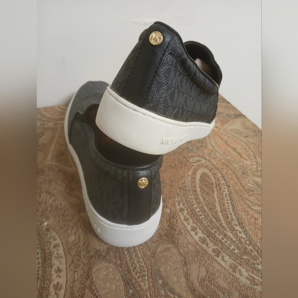 Michael Kors Keaton Slip-On Black "MK" Sneakers Women's Size 11M - Picture 6 of 8